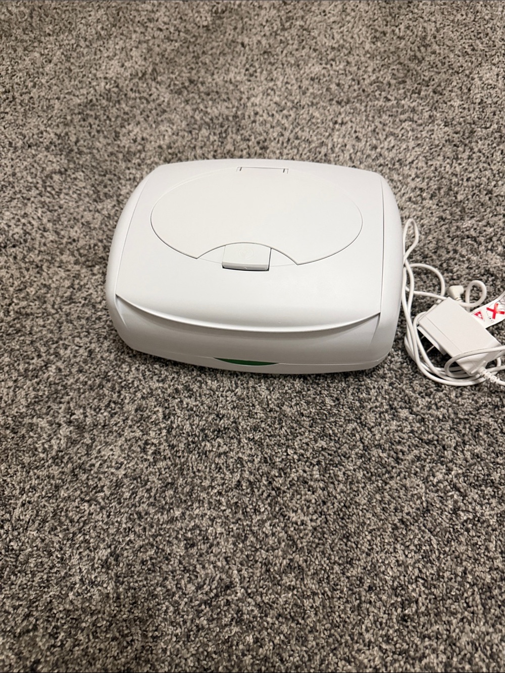 White Electric Wipe Warmer with Top Lid